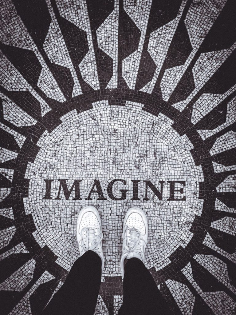 Memorial Mosaic Lennonu u Central Parku